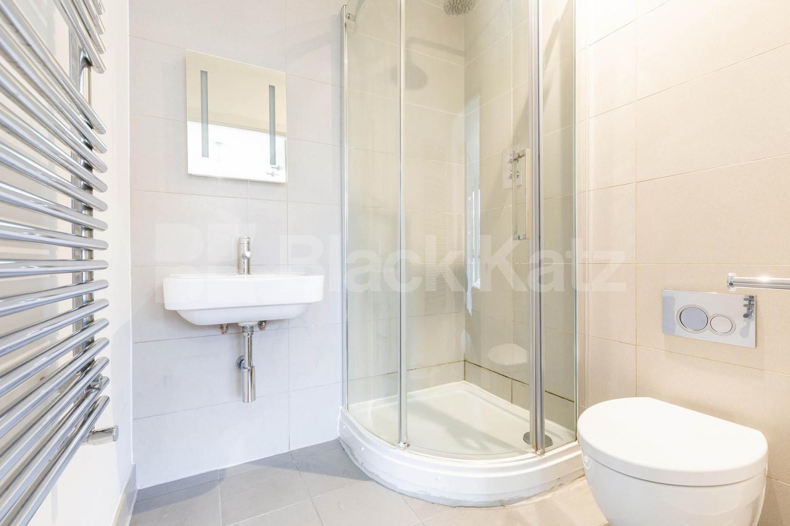 2 bedroom apartment within a contemporary building with a private terrace Heneage Street , Brick Lane 